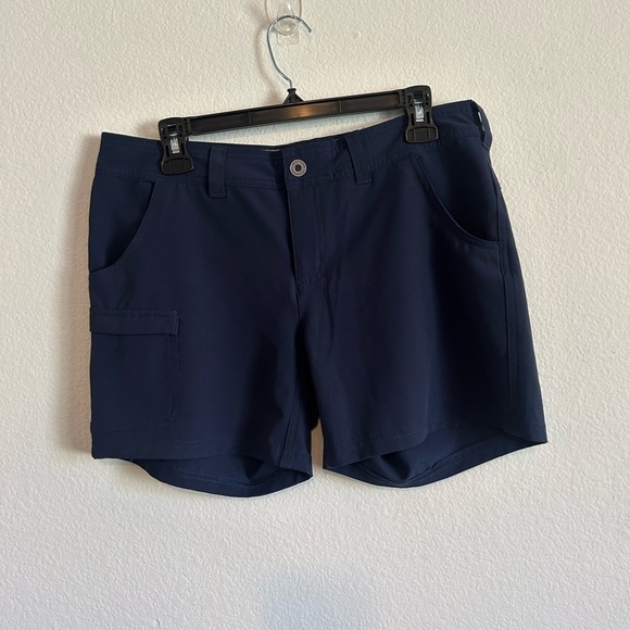 The north face size 8 navy blue shorts, ladies - Picture 1 of 11